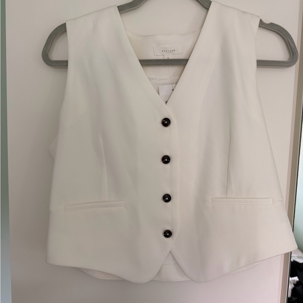 Sleeveless V-Neck White Button Vest